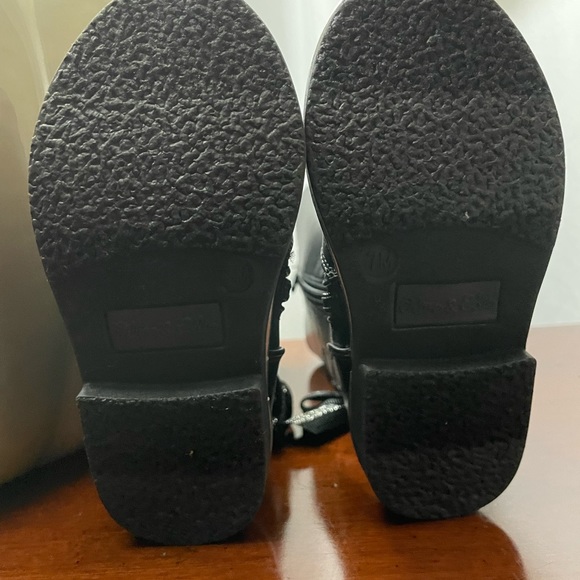 Olive & Edie Tasha Boots - Picture 7 of 8